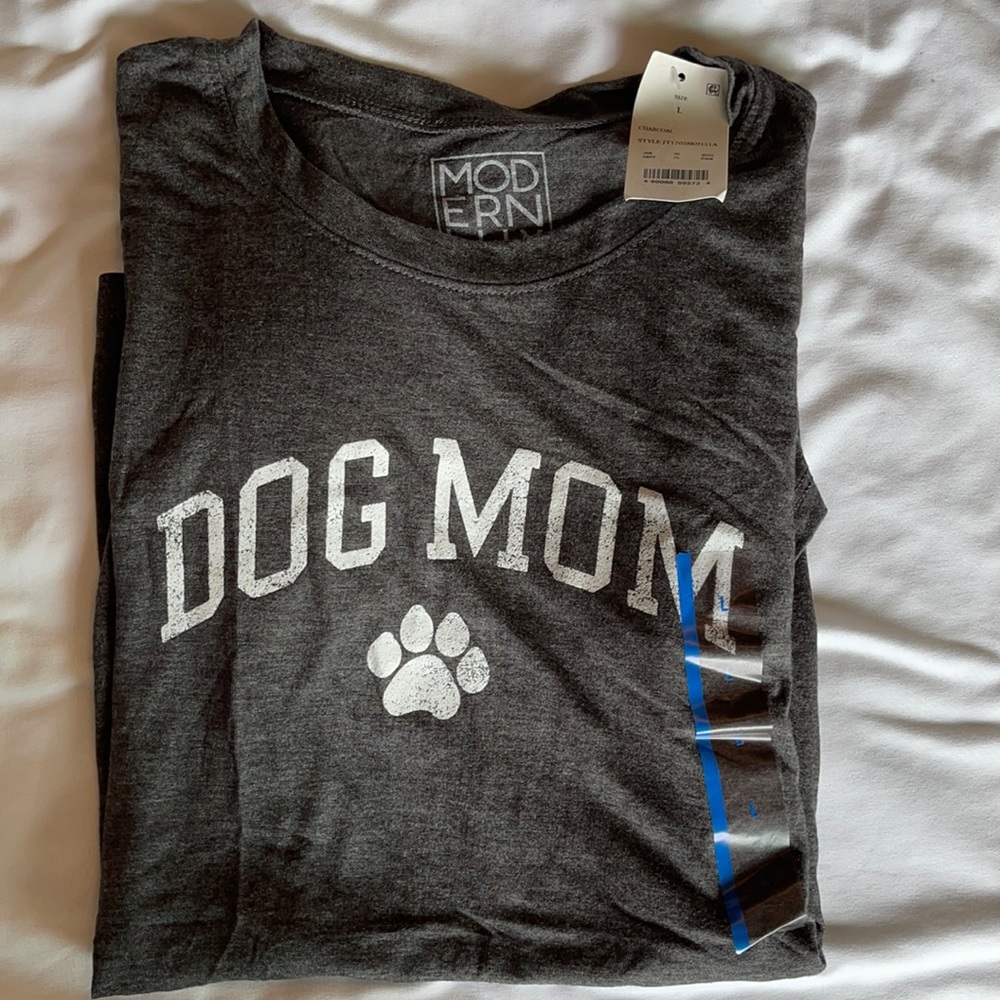 Dog Mom T-Shirt